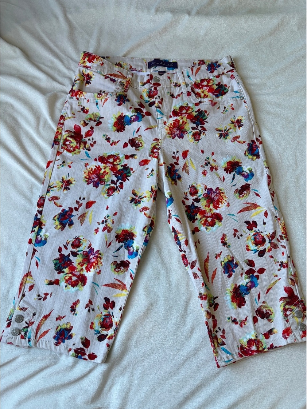 Gloria Vanderbilt Women's Floral Print Capri Pants Size 10